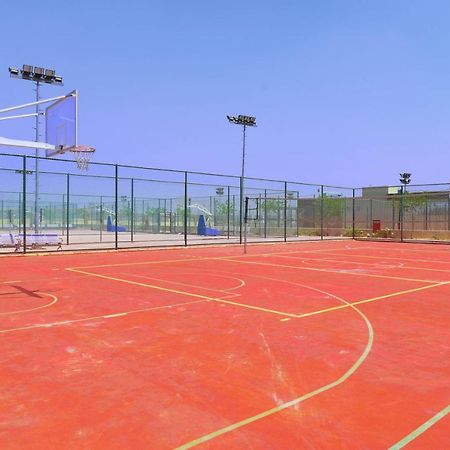 Tolip Gardens Hotel Cairo Exterior foto Basketball court