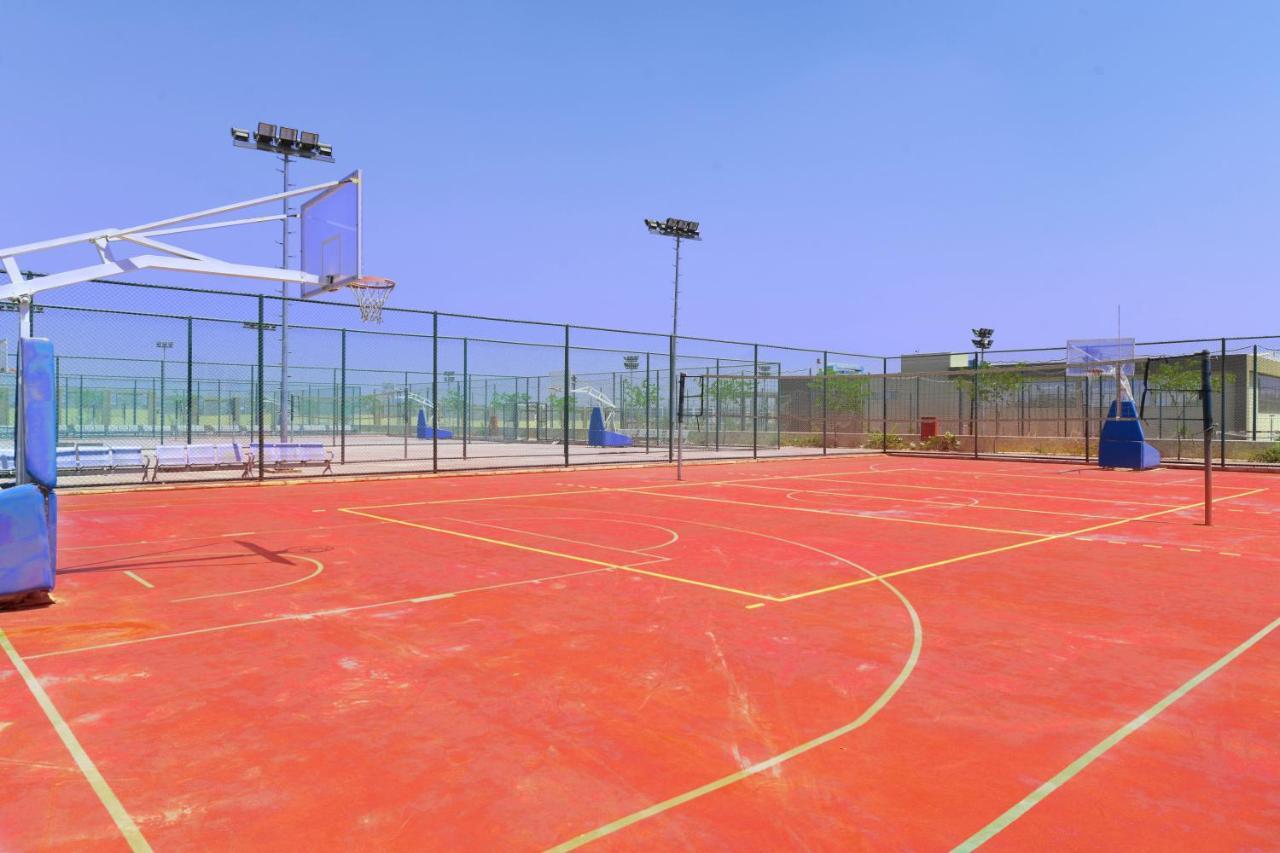 Tolip Gardens Hotel Cairo Exterior foto Basketball court