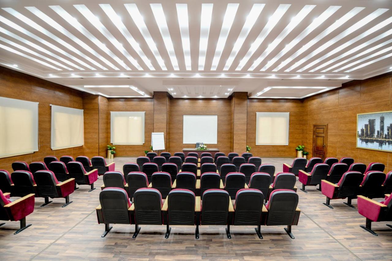 Tolip Gardens Hotel Cairo Exterior foto The auditorium