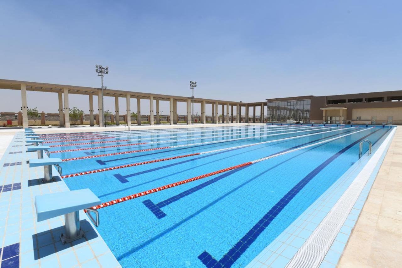 Tolip Gardens Hotel Cairo Exterior foto Swimming pool