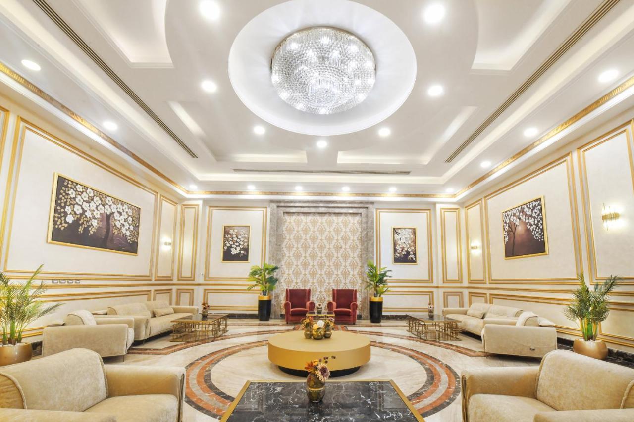 Tolip Gardens Hotel Cairo Exterior foto The lobby of the hotel